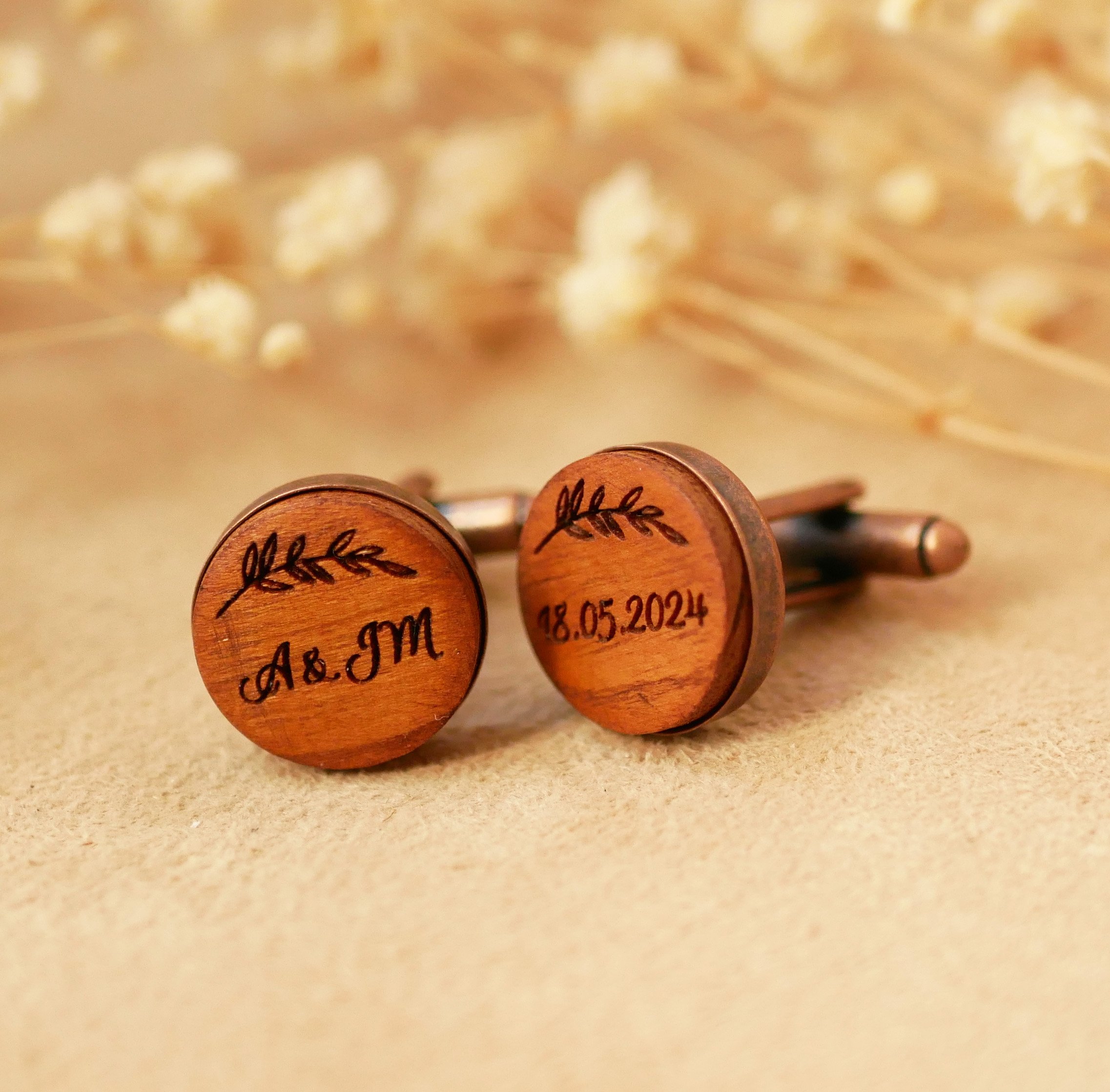 Gemelos de madera engastados en cobre envejecido 16 mm, personalizables