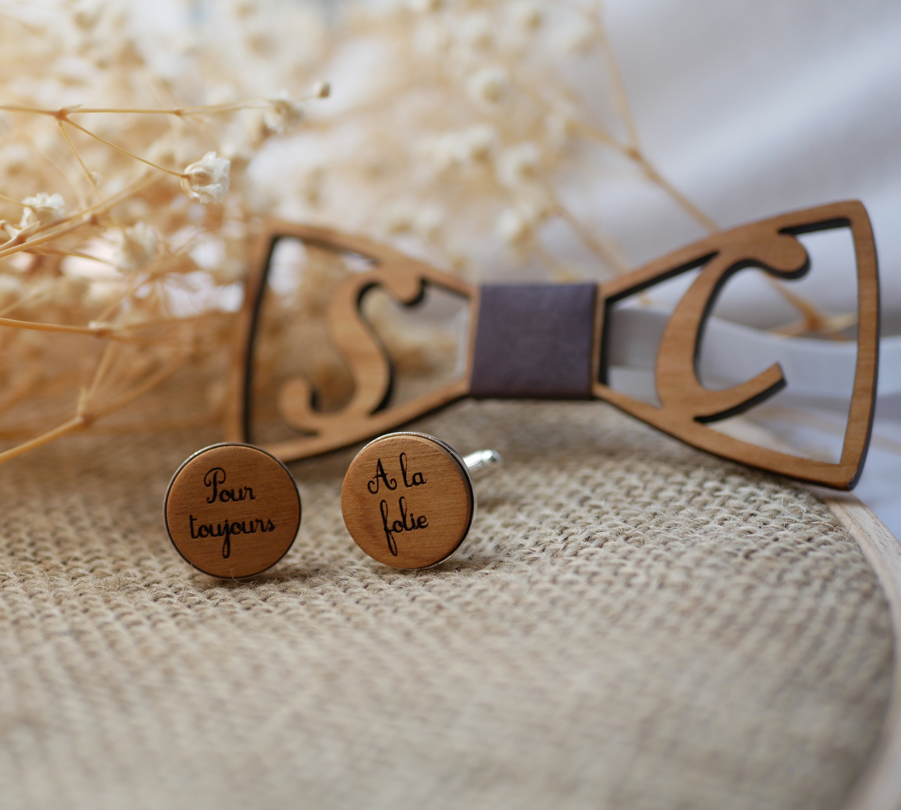 Gemelos de plata con madera grabada 4 tama&ntilde;os a elegir