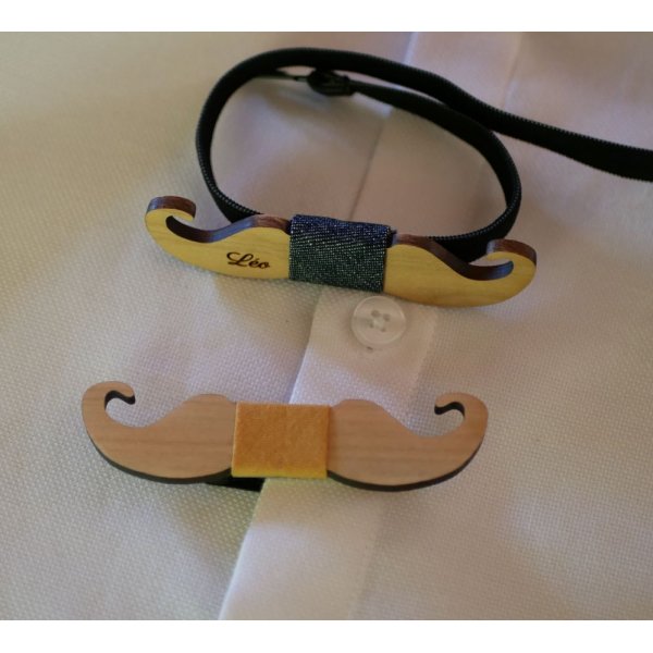 Mini broche de pajarita de madera para personalizar