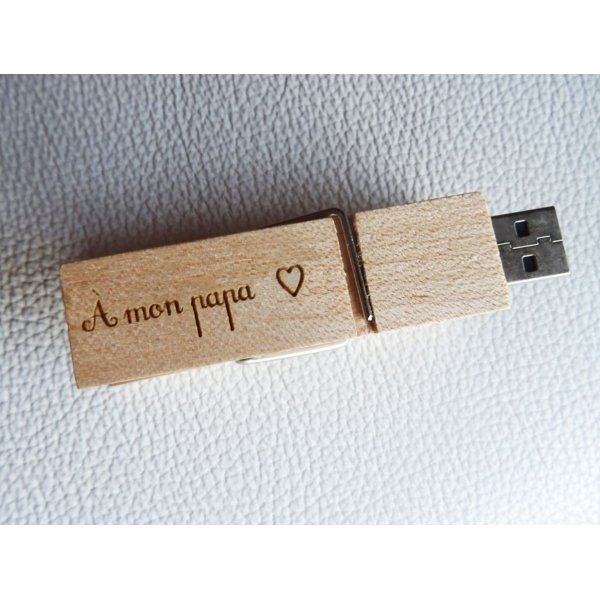 Llave USB de madera grabada para personalizar
