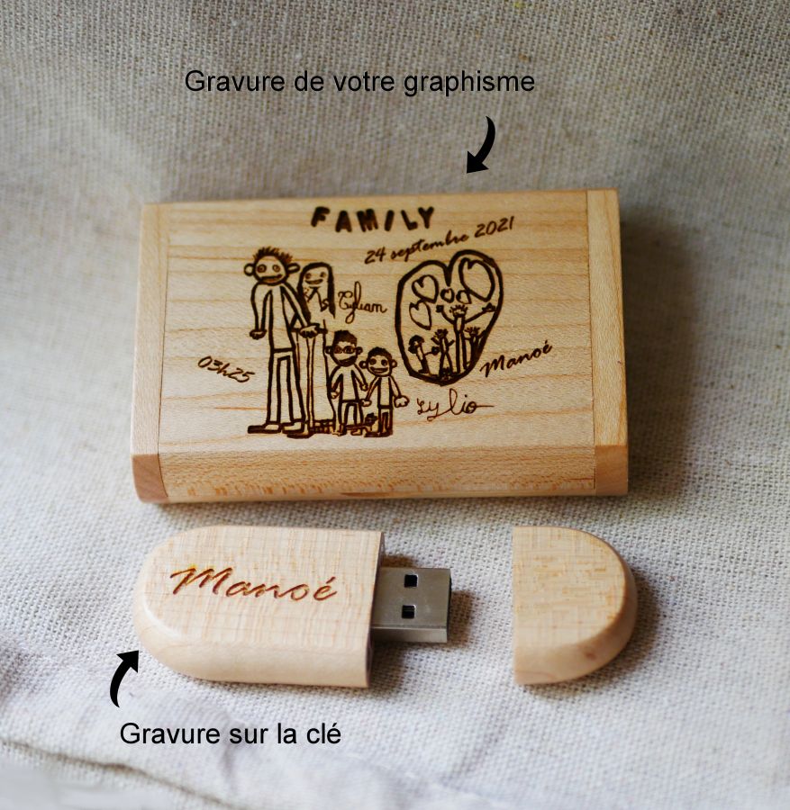 Memoria USB 3.0 de 32 GB en estuche personalizado de madera de arce claro