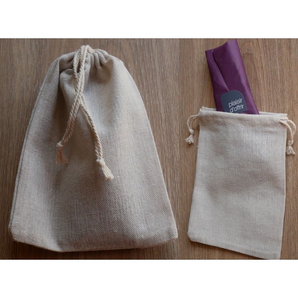 Llave USB de 32 Gb en estuche de piel marr&oacute;n para personalizar