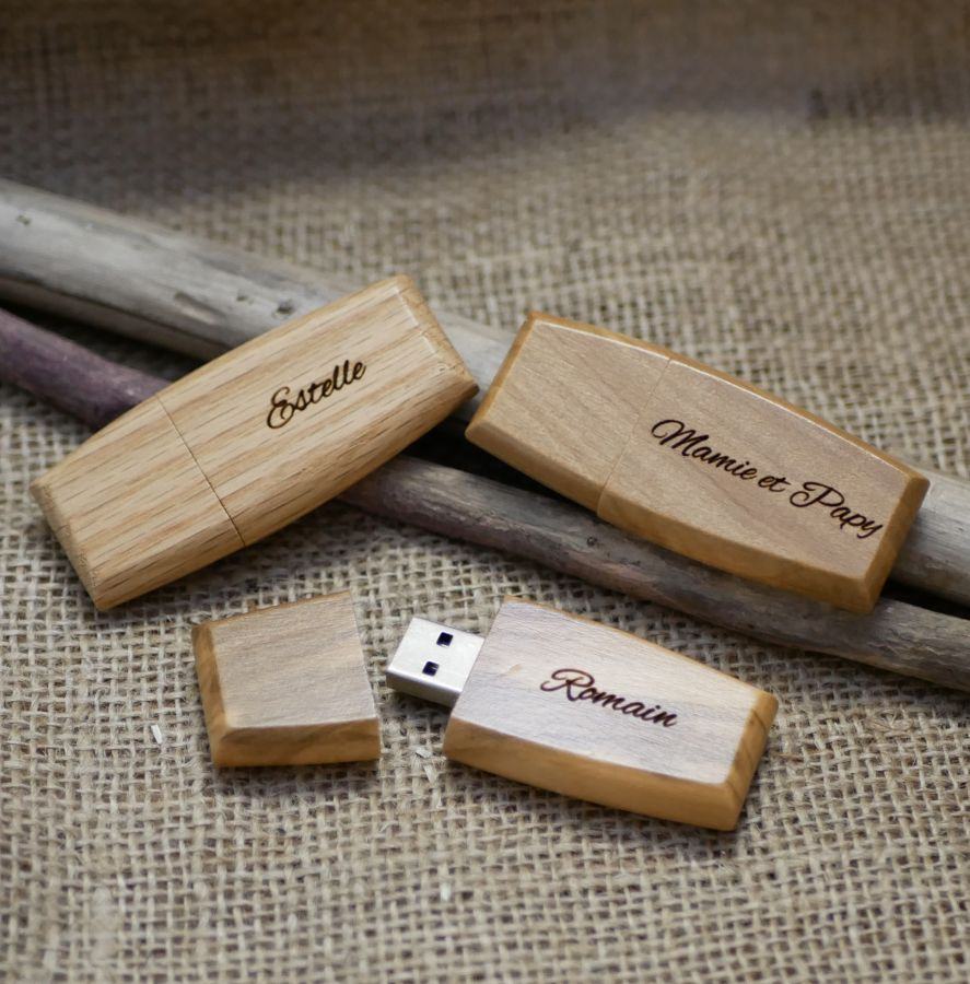 Llave USB de madera personalizable mediante grabado