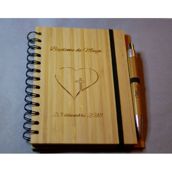 Libro de visitas de madera para bautizo o ceremonia religiosa