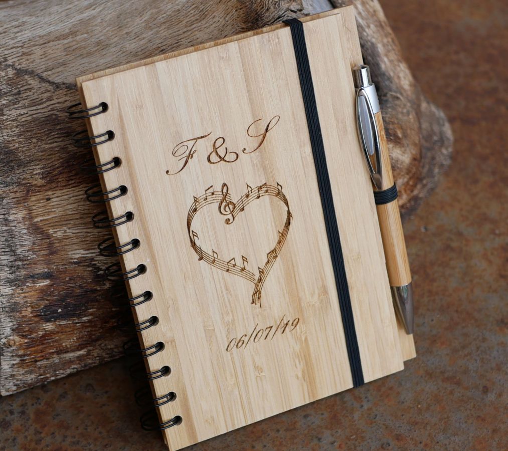 Libro de invitados de madera para boda o ceremonia personalizable