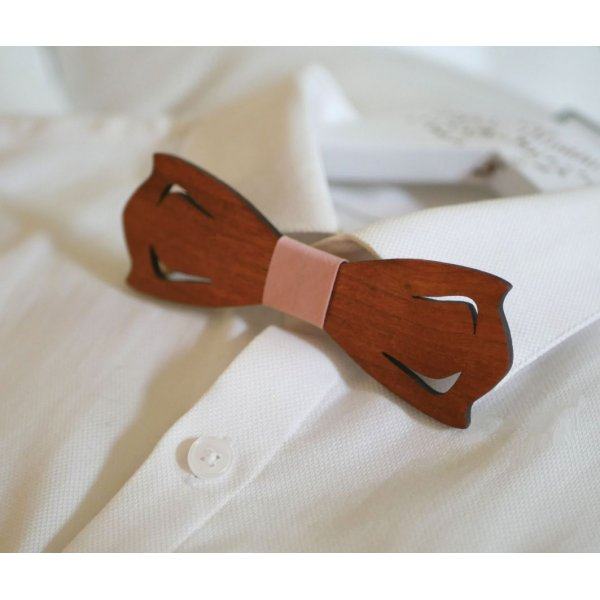 Pajarita de madera en trampantojo para personalizar