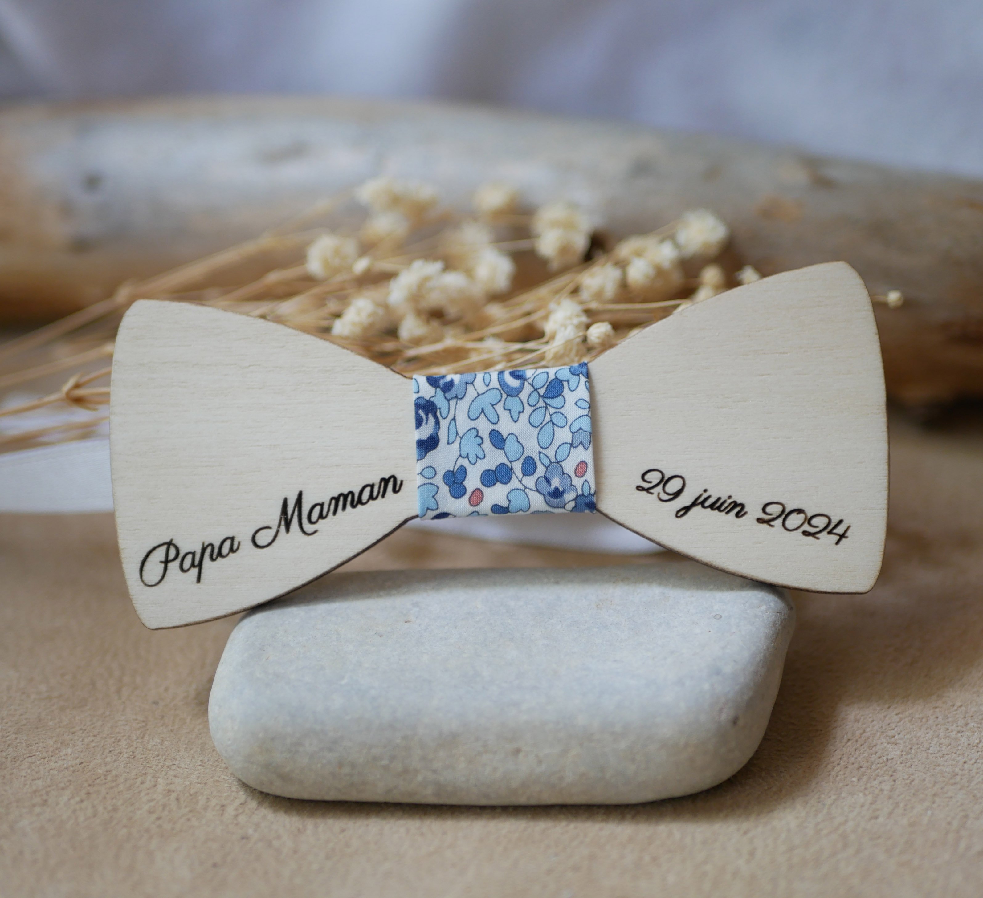 Pajarita de madera de &aacute;lamo para que los ni&ntilde;os la personalicen