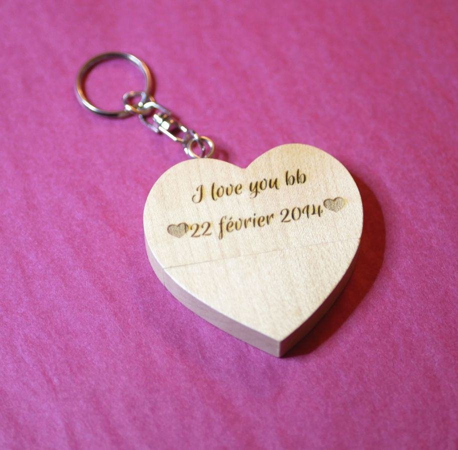 Memoria USB de madera con corazón grabado para personalizar 128 GB