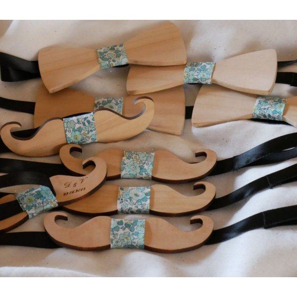 Su propia tela en la pajarita